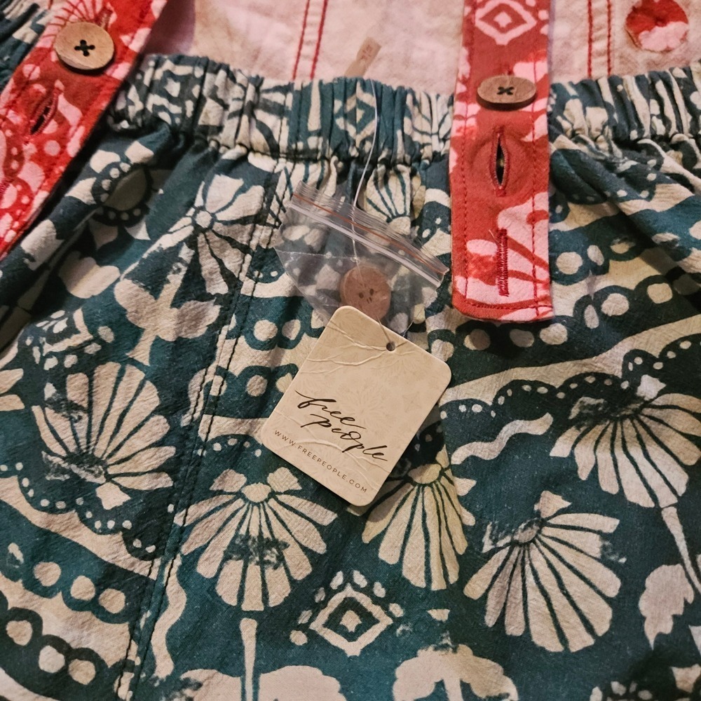 Free People Mixed Bandana Print Romper Red Teal Boho Strappy Jumpsuit NEW - Picture 8 of 9